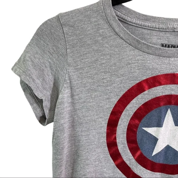 5/$25 Marvel Captain America Shirt Gray Junior Size XL - Picture 4 of 7